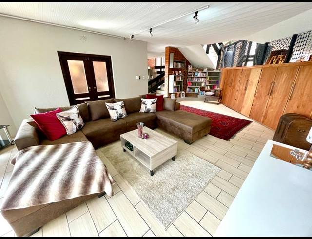 BUSINESS FOR SALE IN KRUGERSDORP CENTRAL